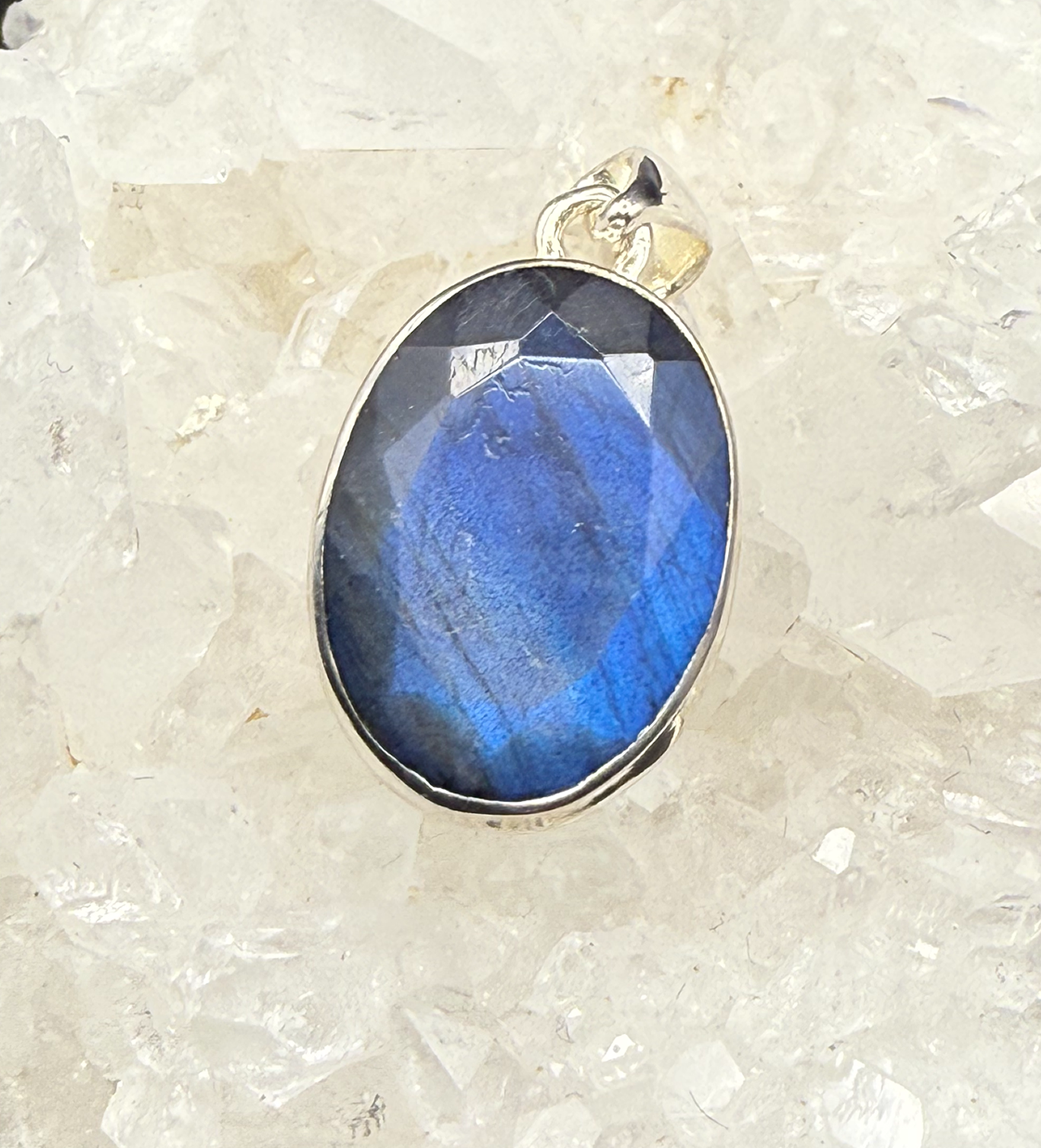 Peacock Blue Laboradite Faceted Oval Pendant